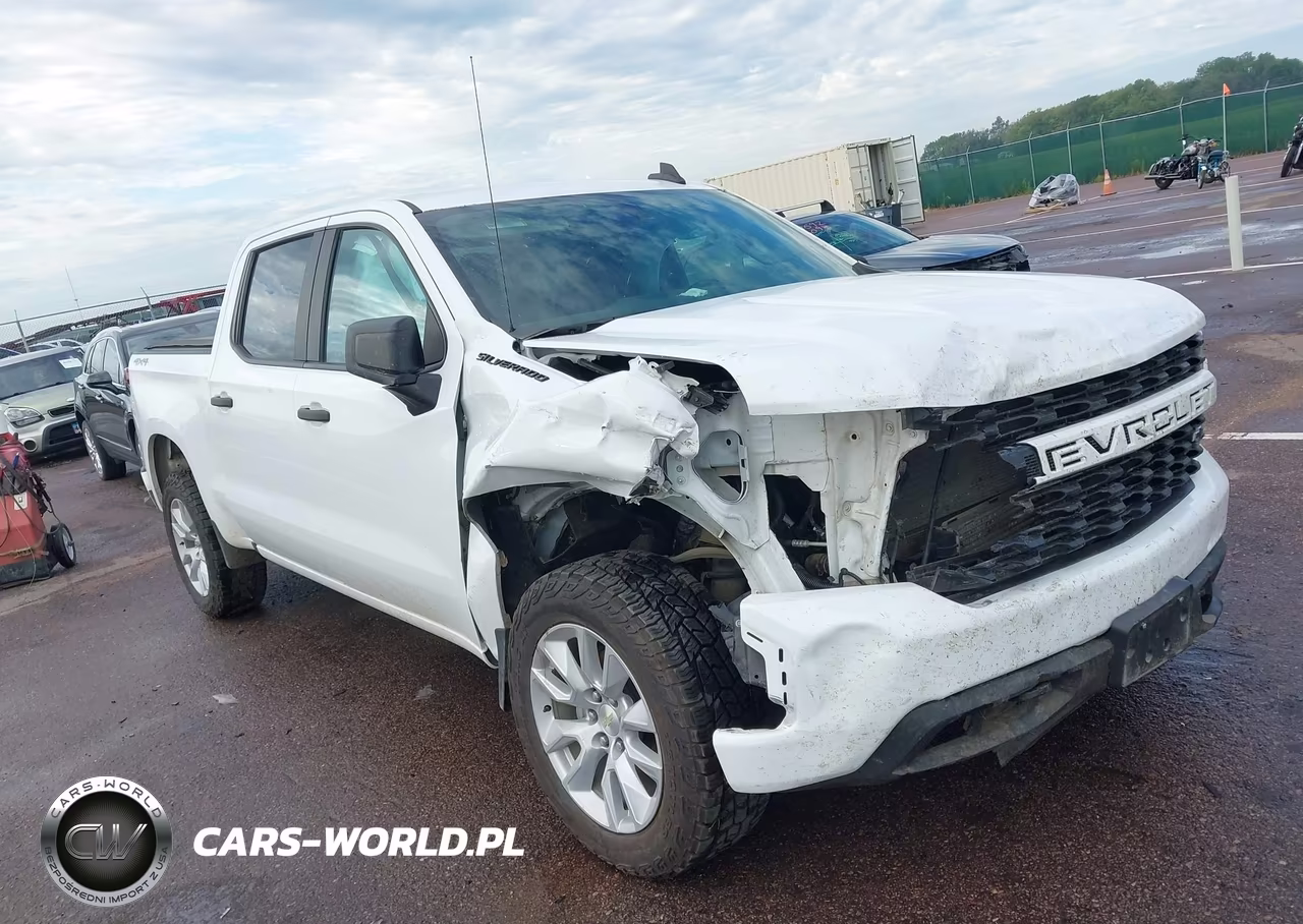 2021 Chevrolet Silverado 1500 4Wd Short Bed Custom – zdjęcie 1 z 17