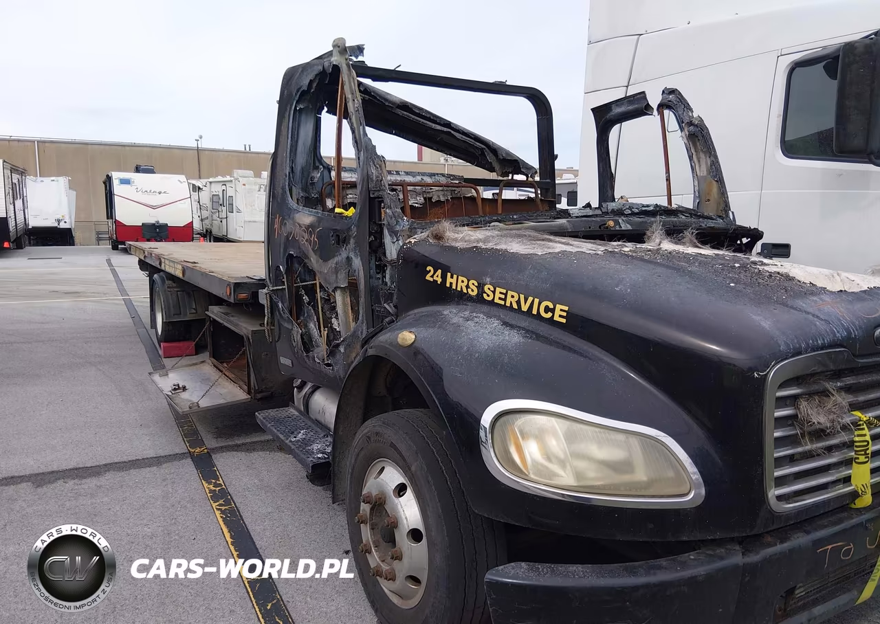 2005 Freightliner M2 106 Medium Duty VIN:1FVACWCT95DV11585 - 1