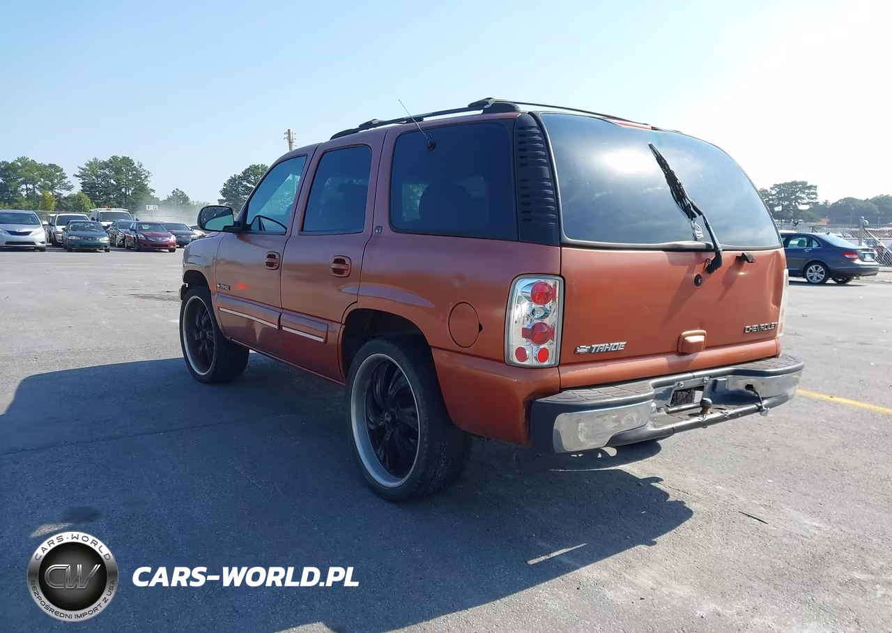 2000 Chevrolet Tahoe All New Lt VIN:1GNEC13T6YJ166903 - 3