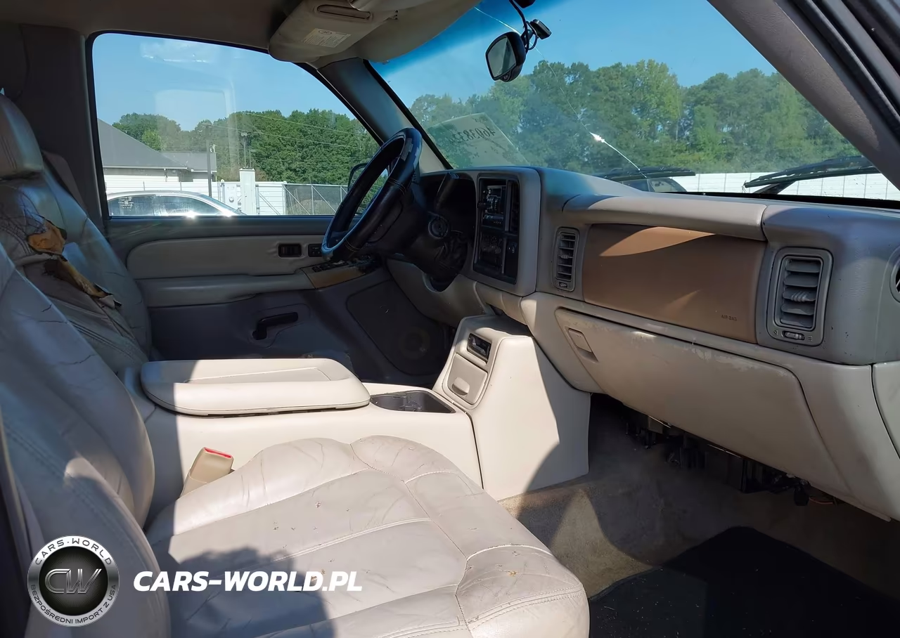 2000 Chevrolet Tahoe All New Lt VIN:1GNEC13T6YJ166903 - 5