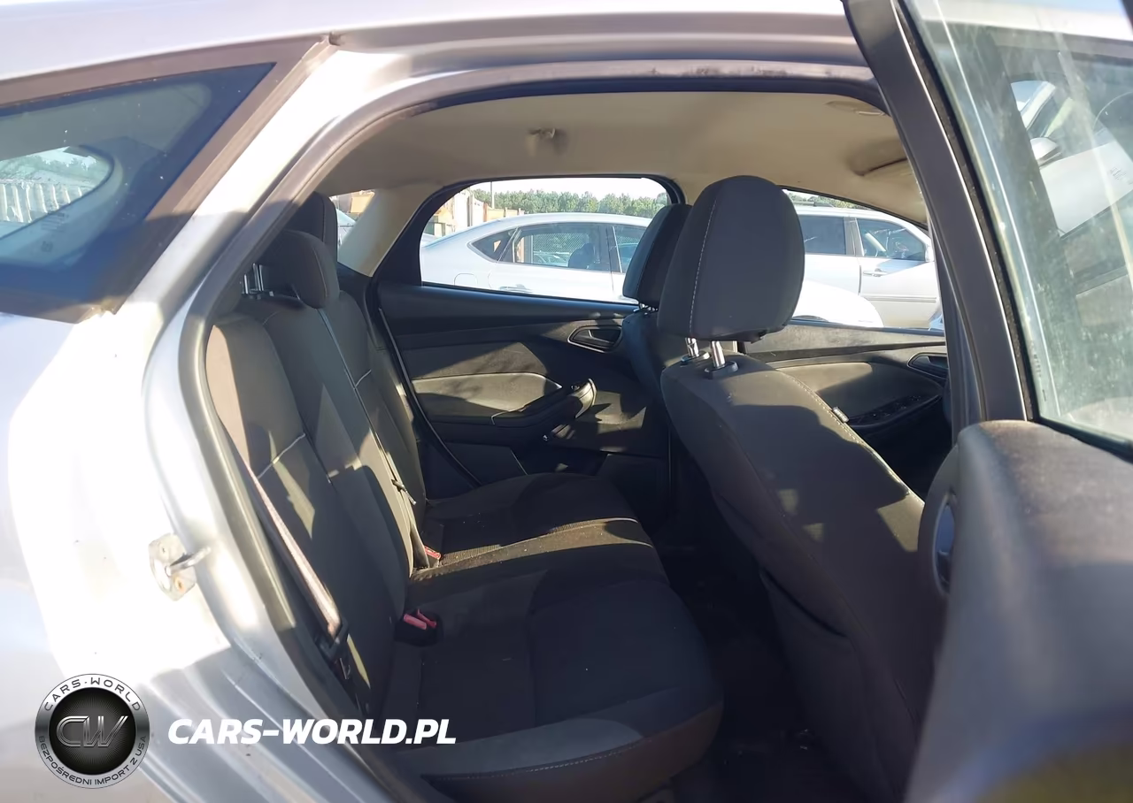 2012 Ford Focus Se VIN:1FAHP3K23CL436820 - 8