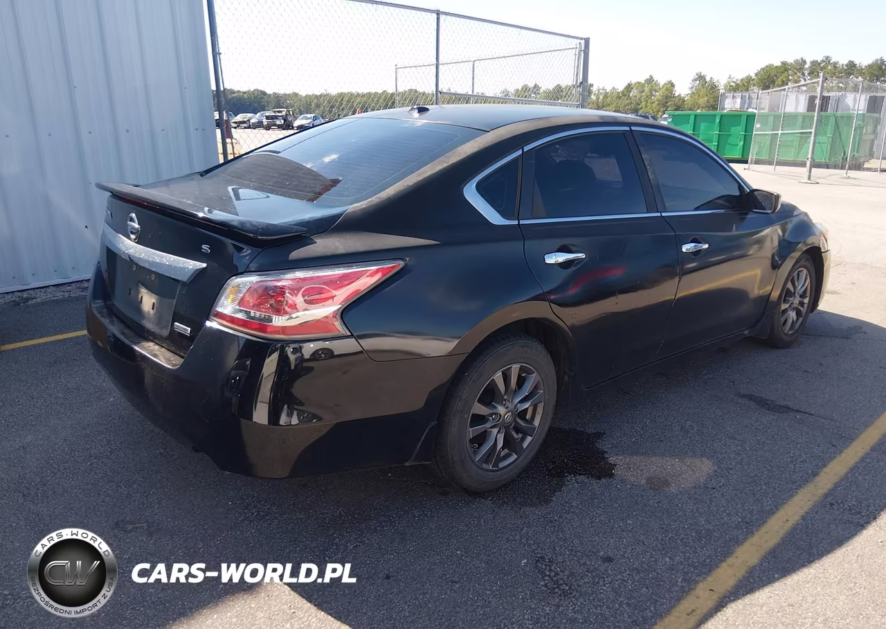 2015 Nissan Altima 2.5 S VIN:1N4AL3AP8FC484246 - 4