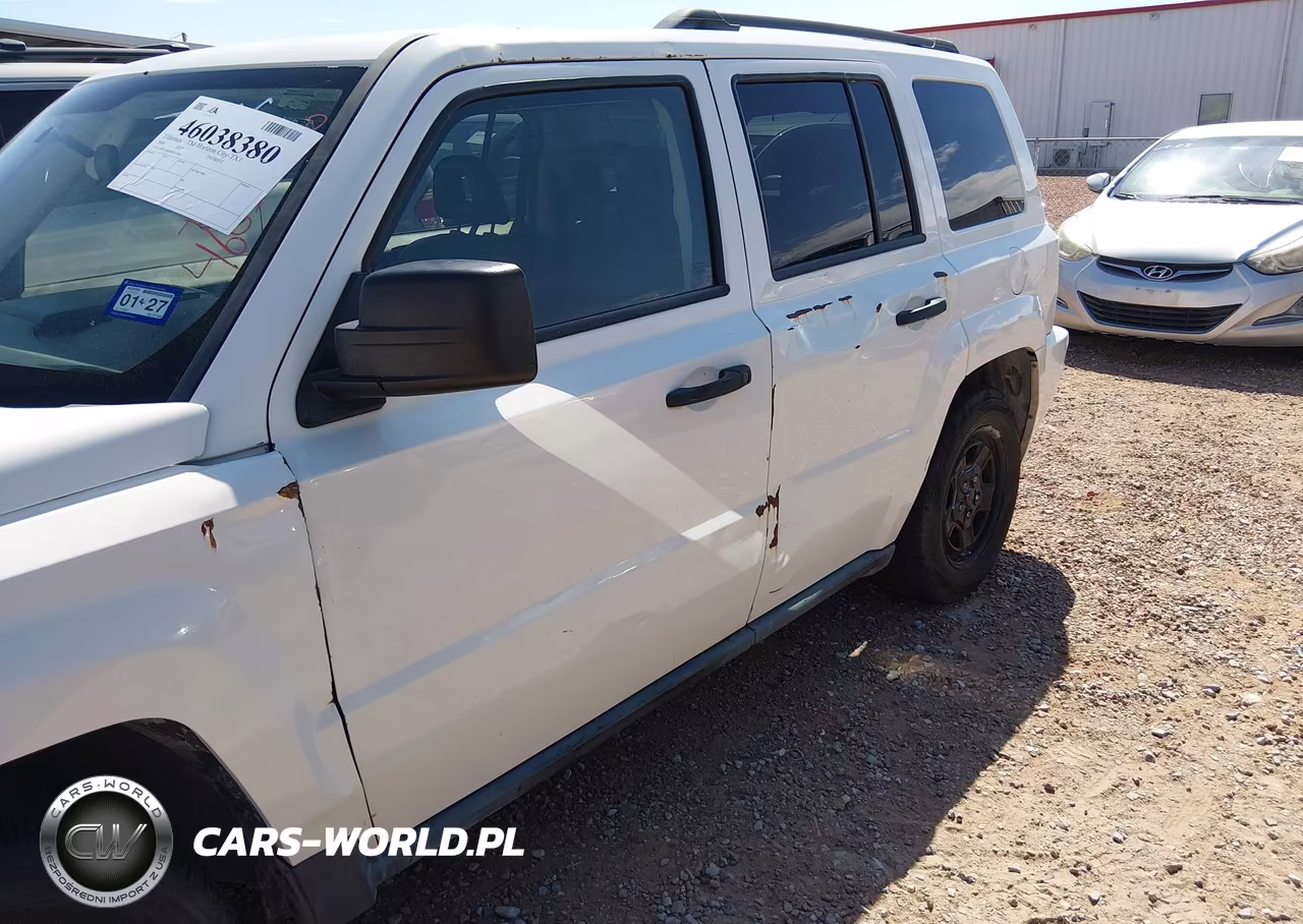 2008 Jeep Patriot Sport VIN:1J8FT280X8D737365 - 6