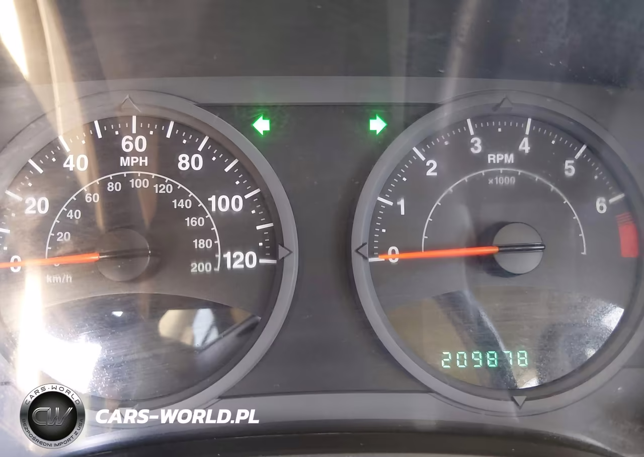2008 Jeep Patriot Sport VIN:1J8FT280X8D737365 - 7