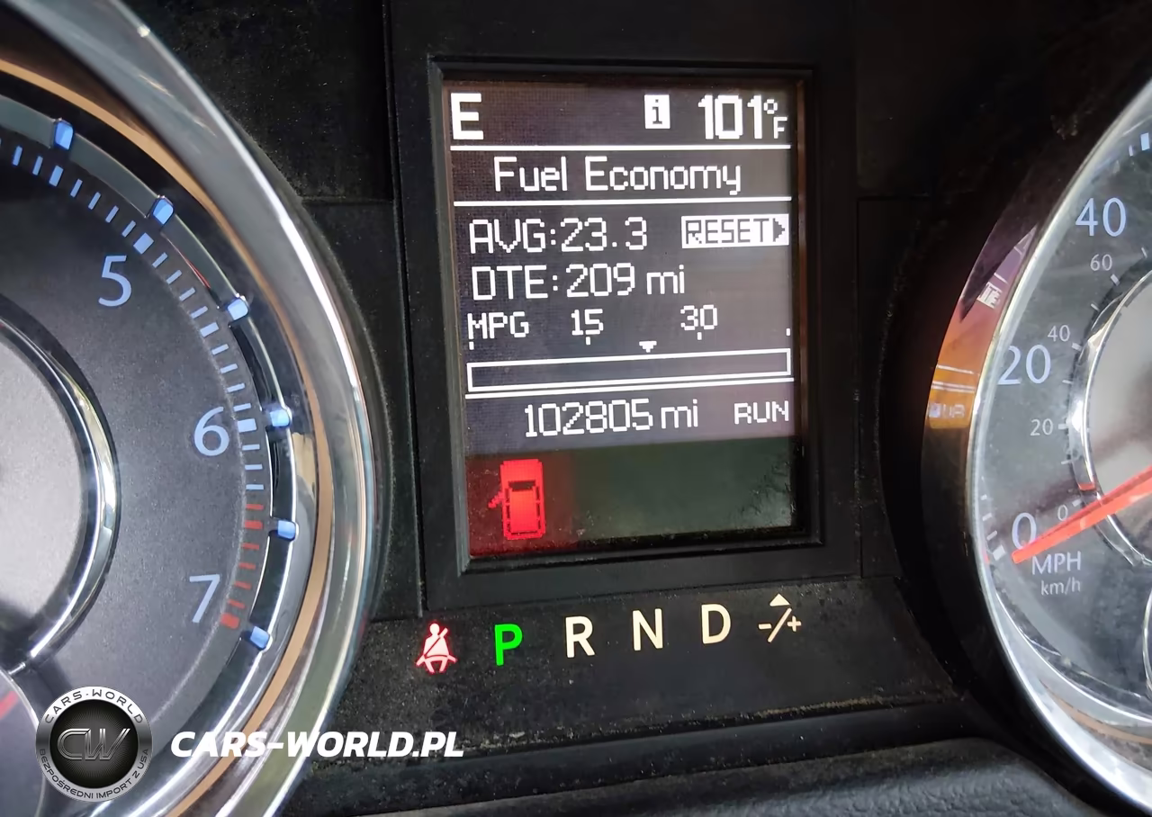 2016 Chrysler Town & Country Touring VIN:2C4RC1BG4GR245219 - 15