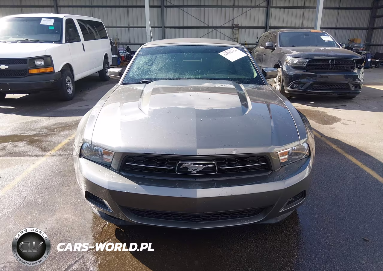 2011 Ford Mustang V6 Premium VIN:1ZVBP8EM0B5130054 - 13