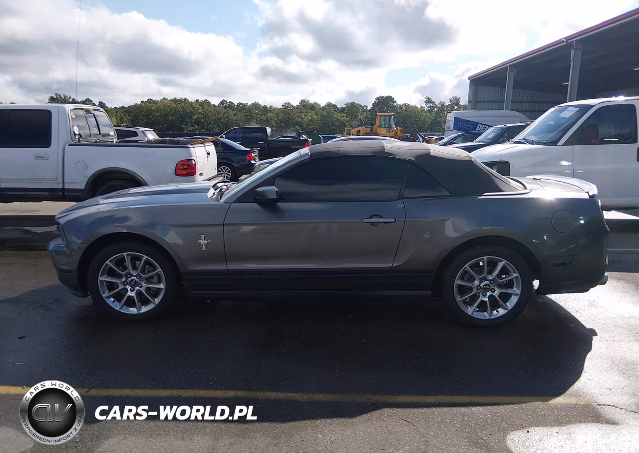 2011 Ford Mustang V6 Premium VIN:1ZVBP8EM0B5130054 - 15