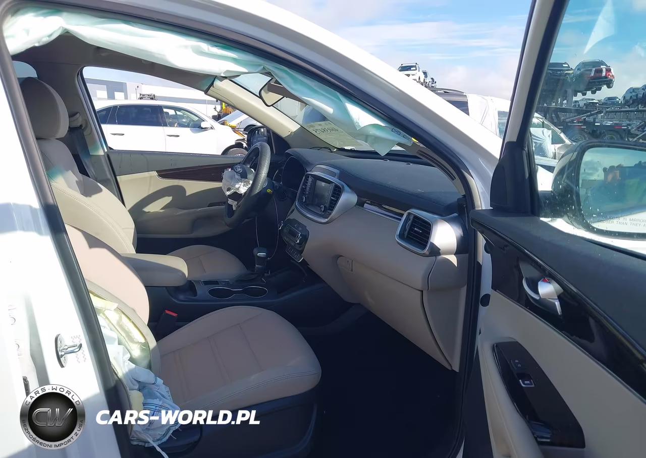 2020 Kia Sorento 3.3L S VIN:5XYPG4A52LG666156 - 5