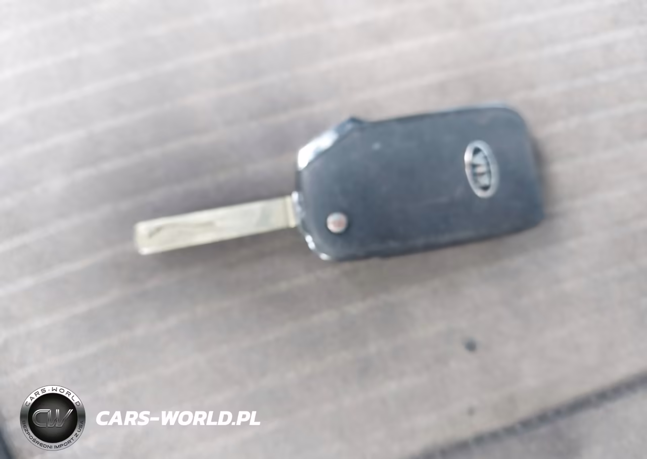2020 Kia Soul S VIN:KNDJ23AU4L7064605 - 11