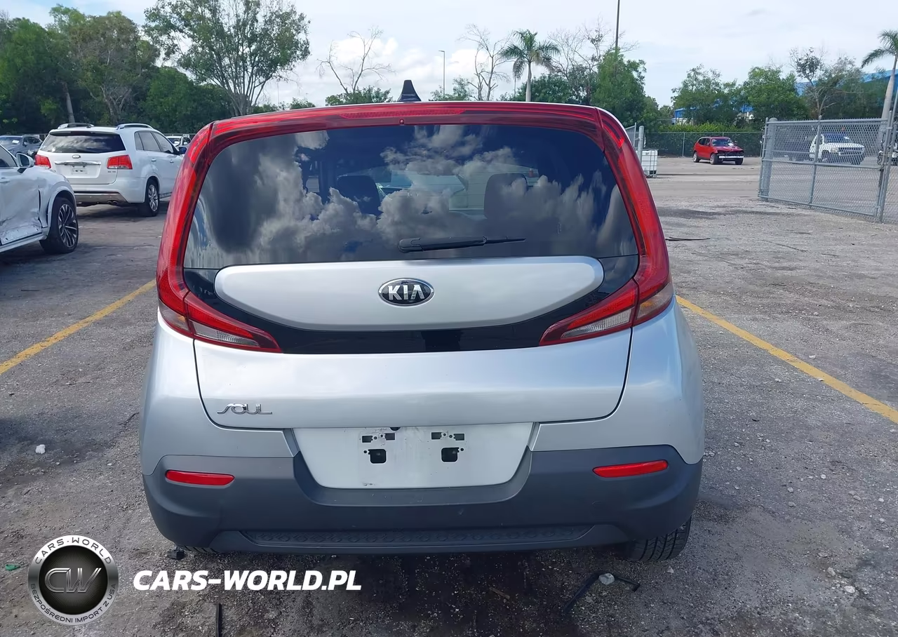 2020 Kia Soul S VIN:KNDJ23AU4L7064605 - 17
