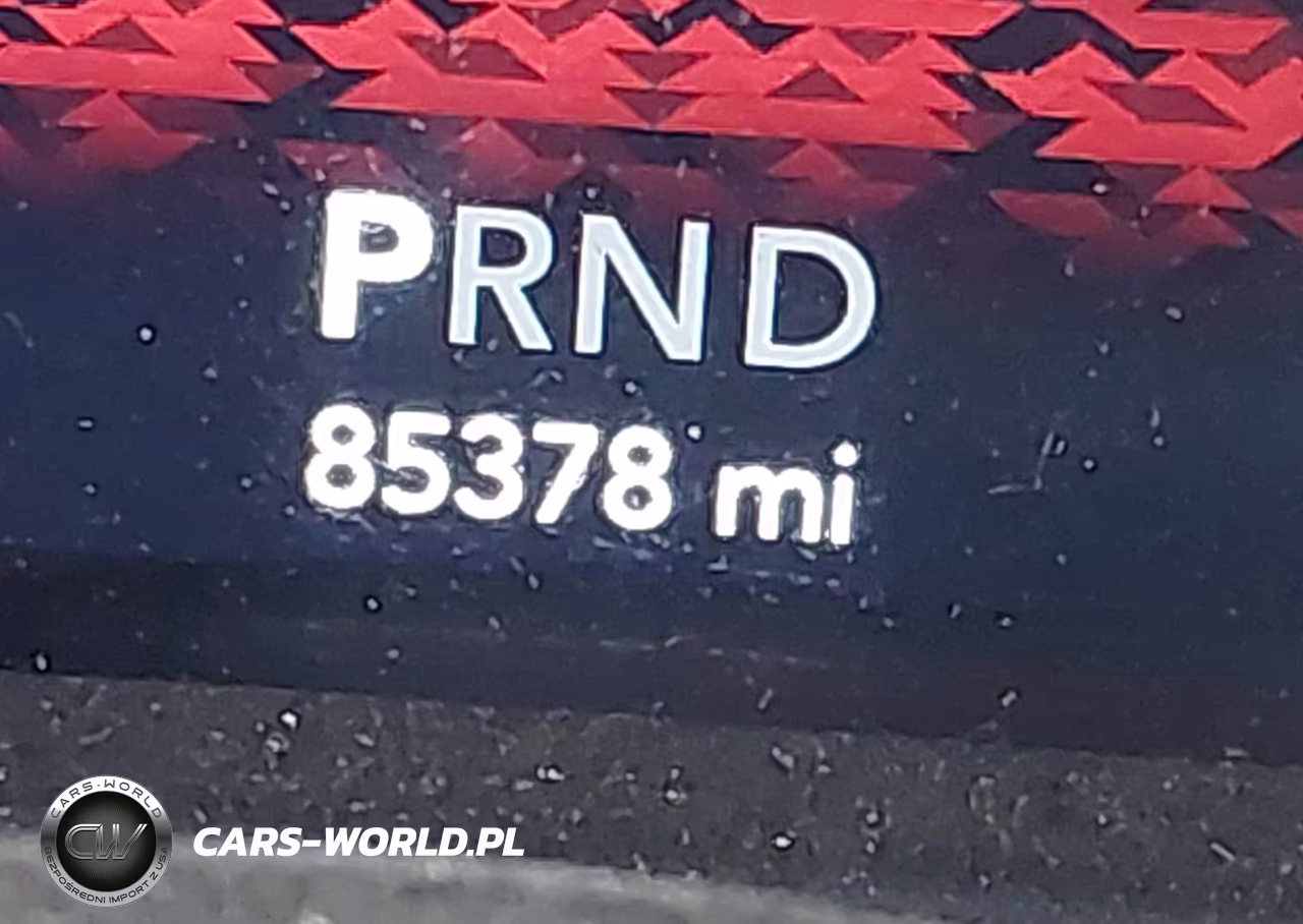 2019 Jeep Wrangler Unlimited Sport S 4X4 VIN:1C4HJXDN9KW683914 - 16
