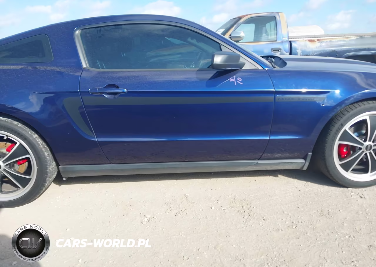 2012 Ford Mustang V6 Premium VIN:1ZVBP8AM4C5281504 - 13