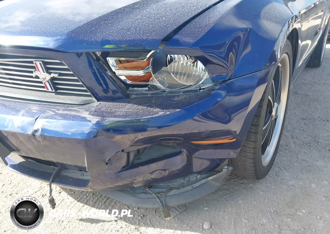 2012 Ford Mustang V6 Premium VIN:1ZVBP8AM4C5281504 - 6