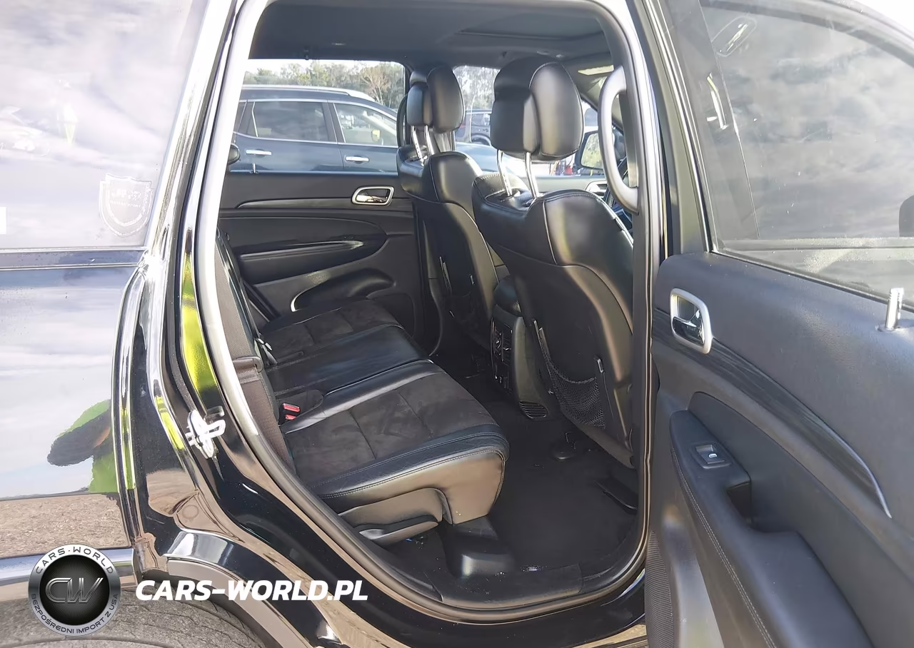 2019 Jeep Grand Cherokee Altitude 4X2 VIN:1C4RJEAG4KC698496 - 8