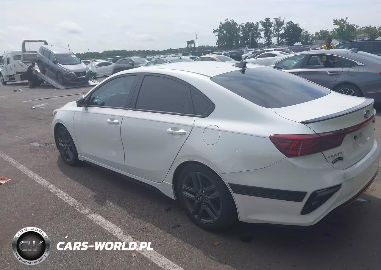 2021 Kia Forte Gt-Line VIN:3KPF34AD3ME281413 - 3