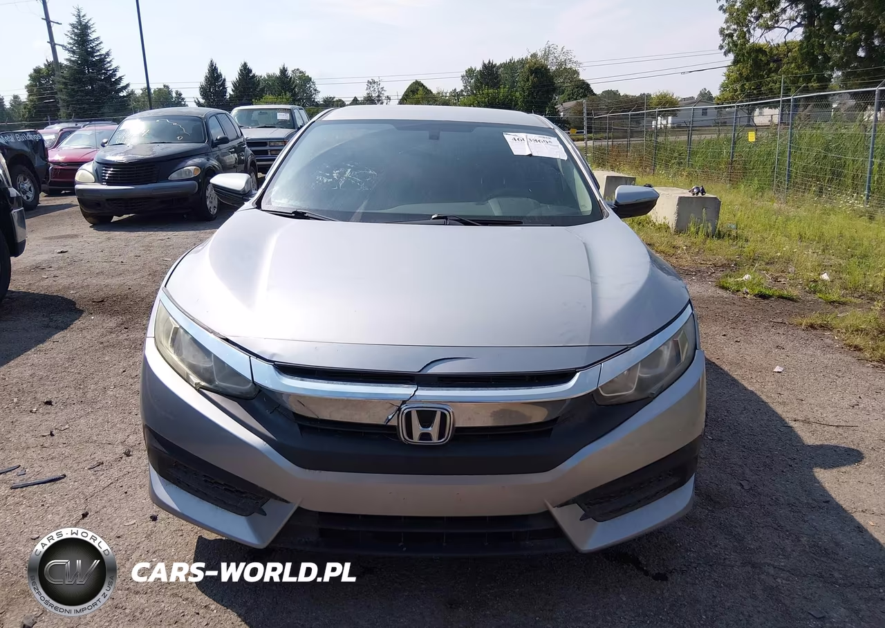 2018 Honda Civic Lx VIN:2HGFC2F57JH557552 - 12