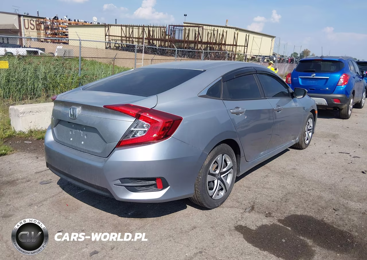 2018 Honda Civic Lx VIN:2HGFC2F57JH557552 - 4