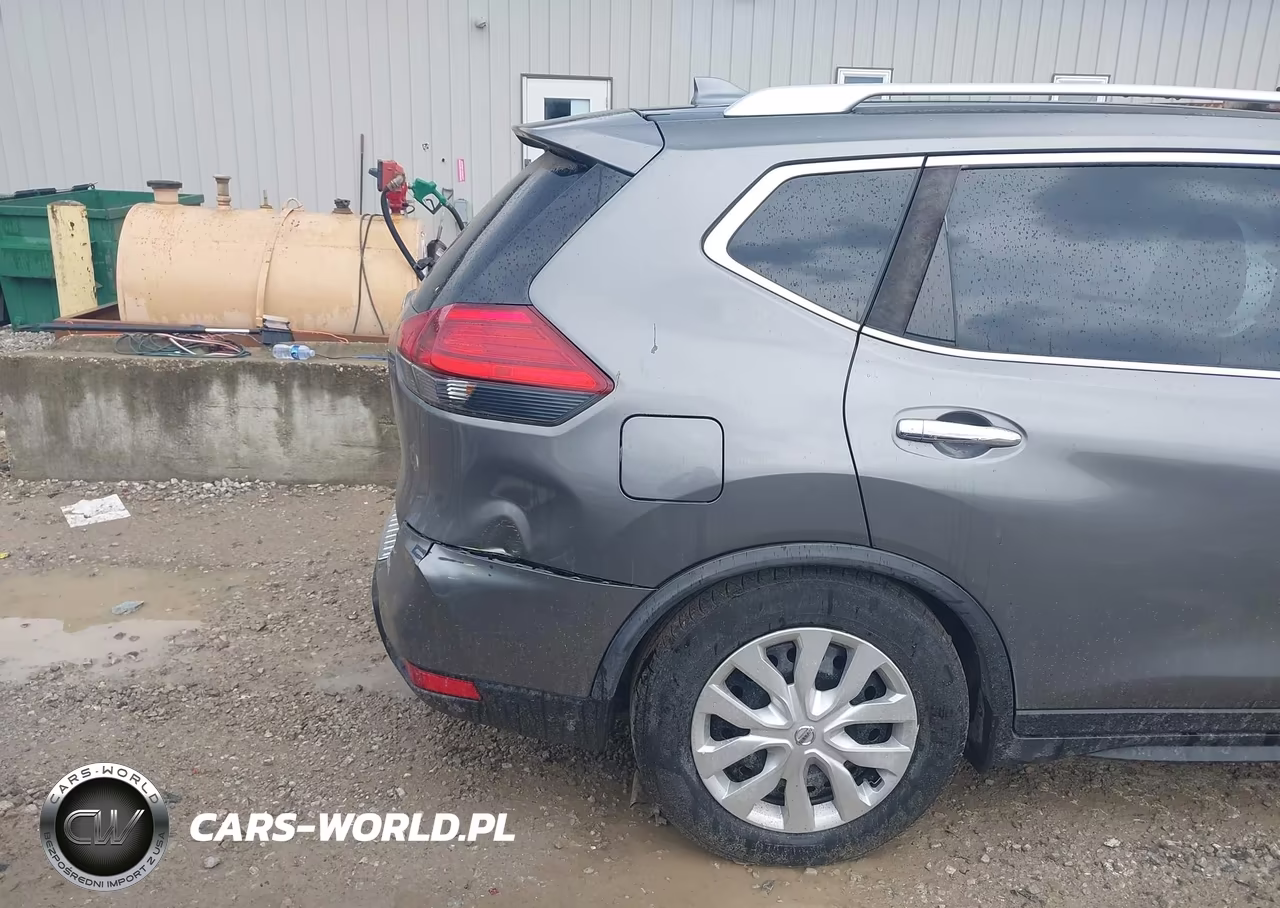 2017 Nissan Rogue S VIN:JN8AT2MT5HW385354 - 6