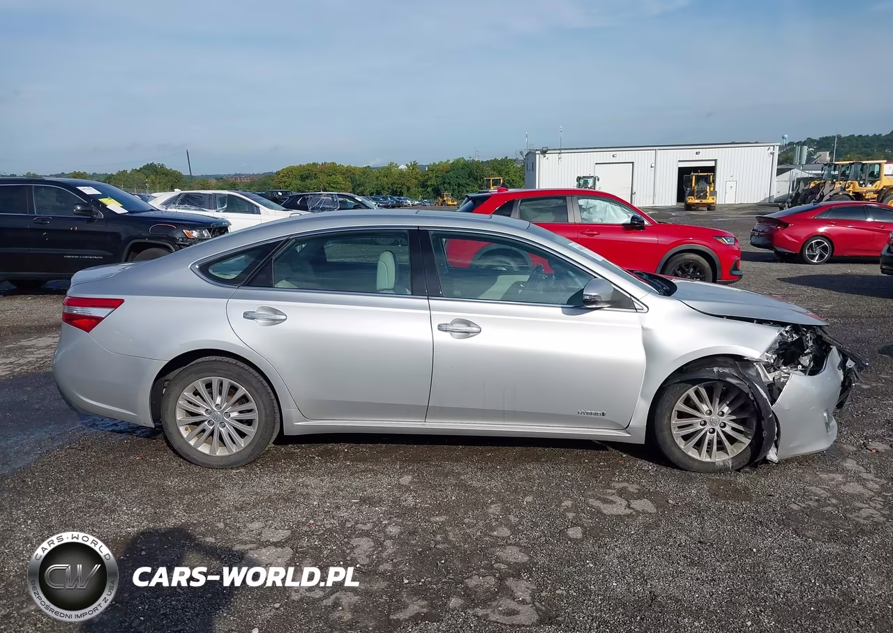 2013 Toyota Avalon Hybrid Xle Touring VIN:4T1BD1EB3DU004602 - 13