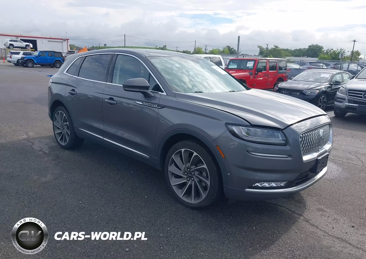 2021 Lincoln Nautilus Reserve – zdjęcie 1 z 16