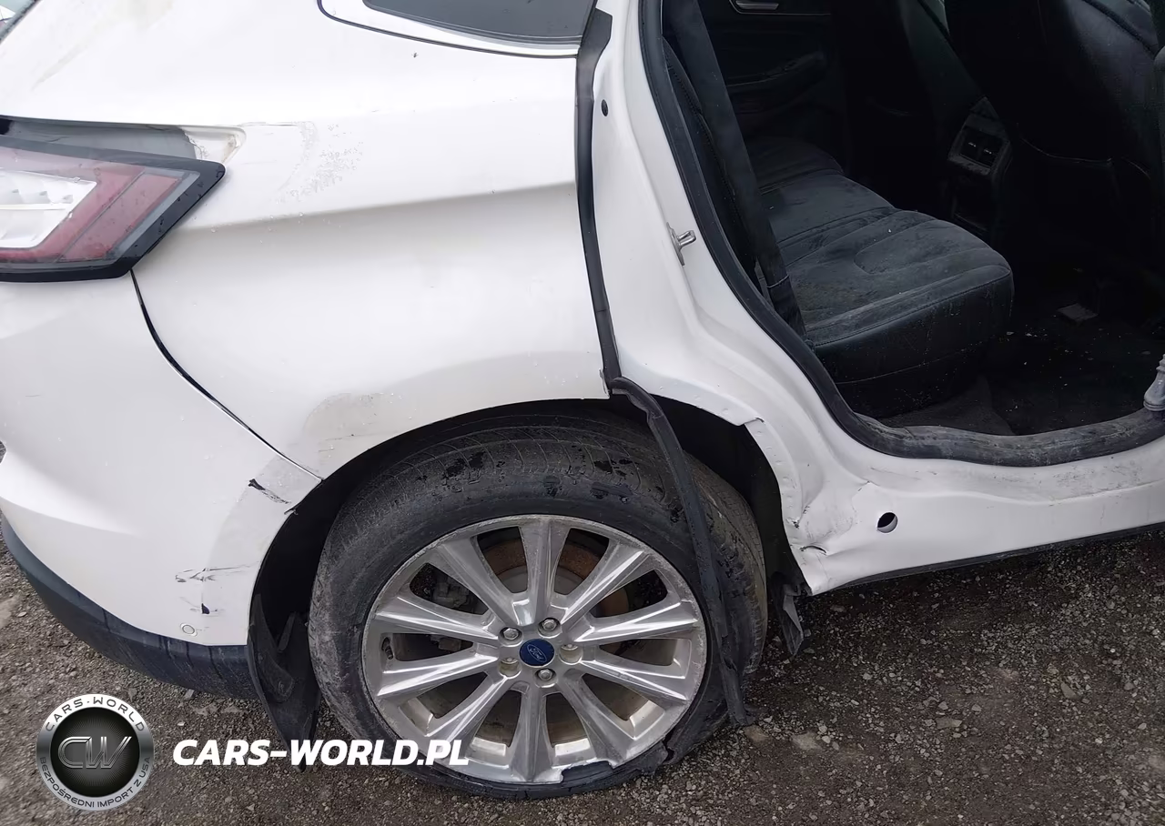 2018 Ford Edge Titanium VIN:2FMPK4K8XJBB62071 - 17