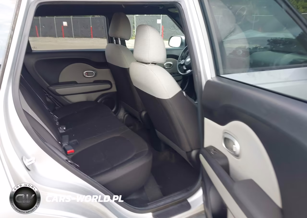 2018 Kia Soul VIN:KNDJN2A27J7621391 - 8