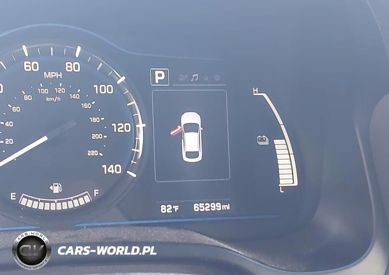 2018 Hyundai Ioniq Hybrid Blue VIN:KMHC65LC8JU099672 - 18