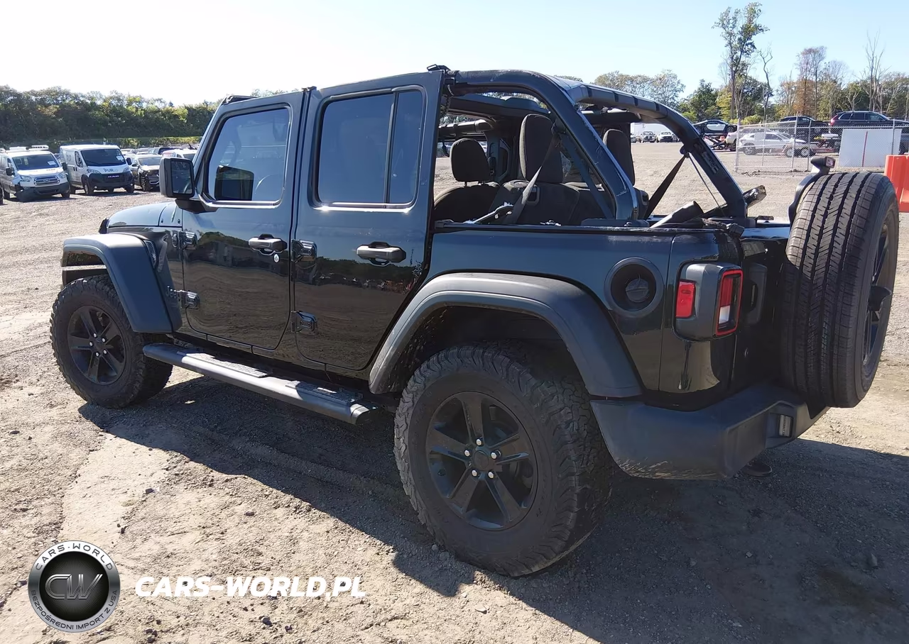 2020 Jeep Wrangler Unlimited Sport Altitude 4X4 VIN:1C4HJXDG2LW272597 - 3