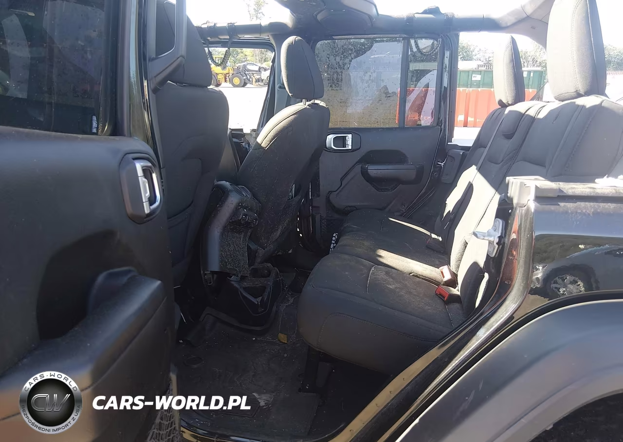 2020 Jeep Wrangler Unlimited Sport Altitude 4X4 VIN:1C4HJXDG2LW272597 - 8