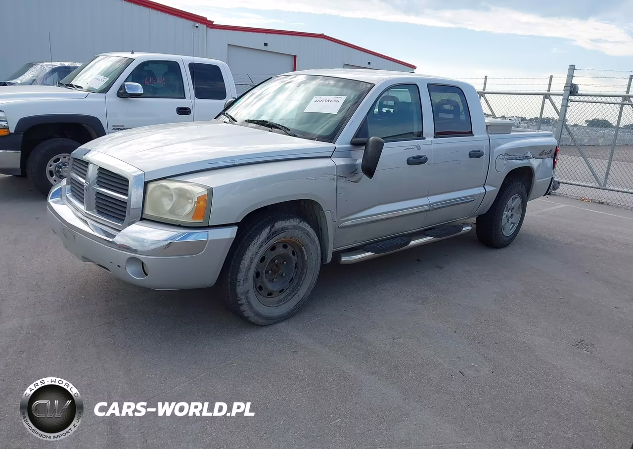 2005 Dodge Dakota Laramie VIN:1D7HW58N95S364305 - 2