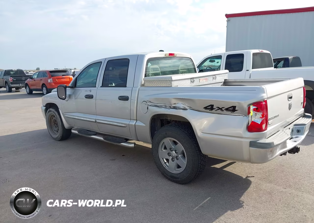 2005 Dodge Dakota Laramie VIN:1D7HW58N95S364305 - 6