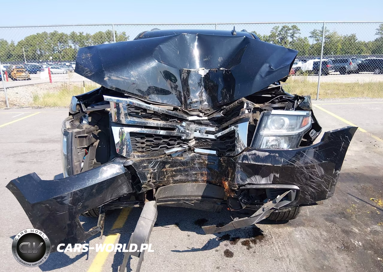 2019 Chevrolet Tahoe Lt VIN:1GNSKBKC0KR204423 - 13
