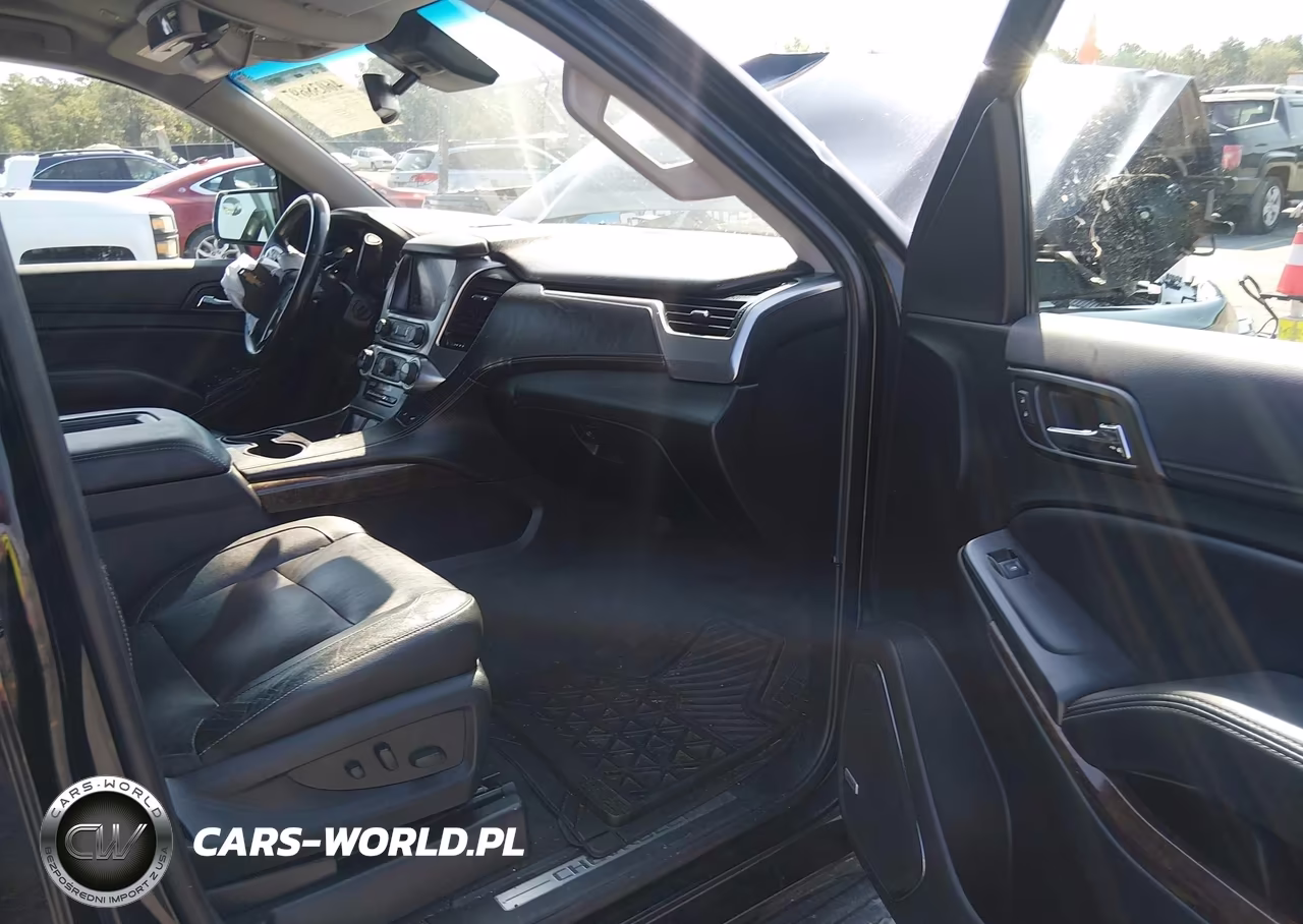 2019 Chevrolet Tahoe Lt VIN:1GNSKBKC0KR204423 - 5