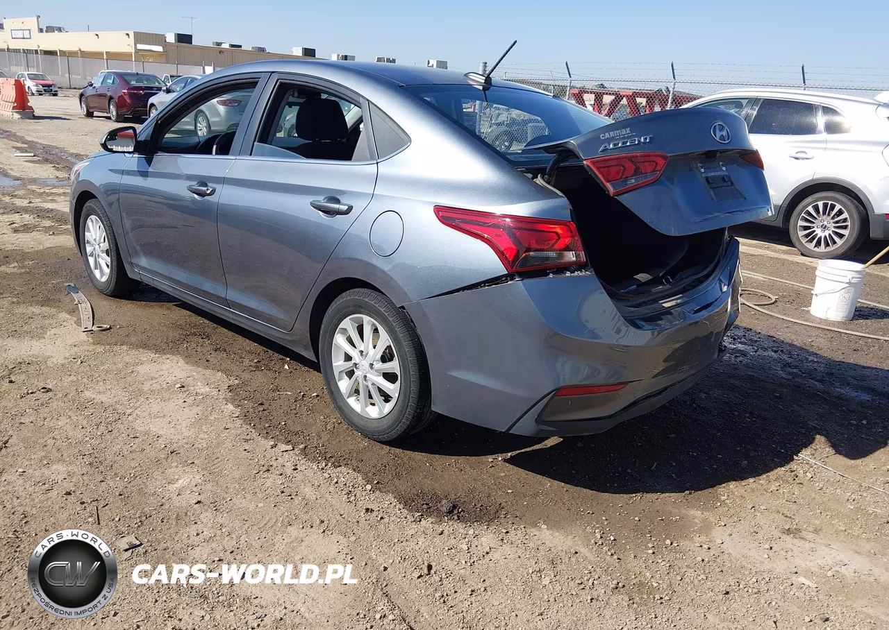2020 Hyundai Accent Sel VIN:3KPC24A69LE104239 - 3