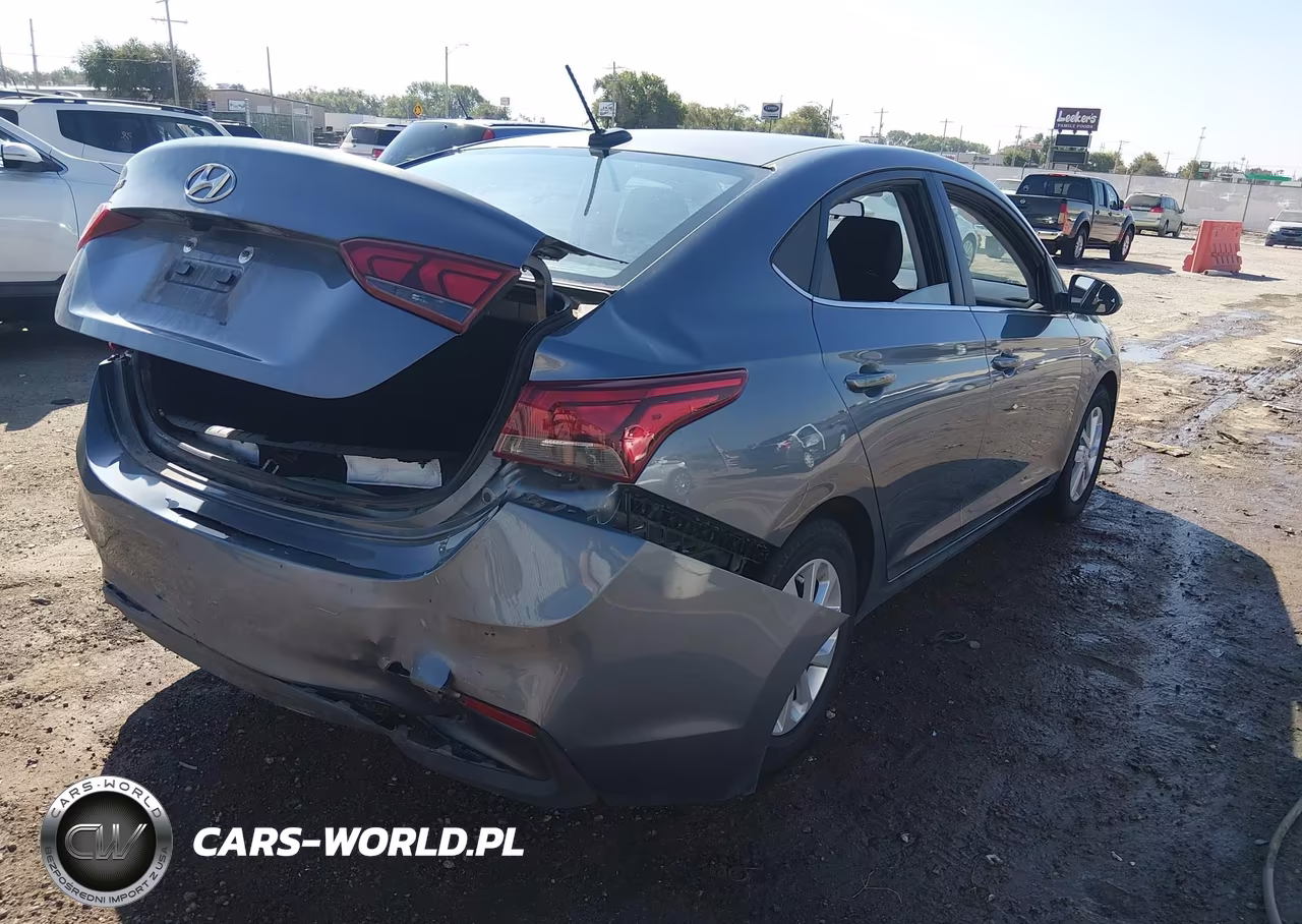 2020 Hyundai Accent Sel VIN:3KPC24A69LE104239 - 4