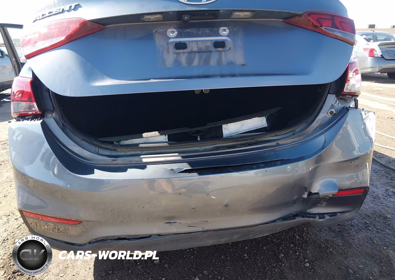 2020 Hyundai Accent Sel VIN:3KPC24A69LE104239 - 6