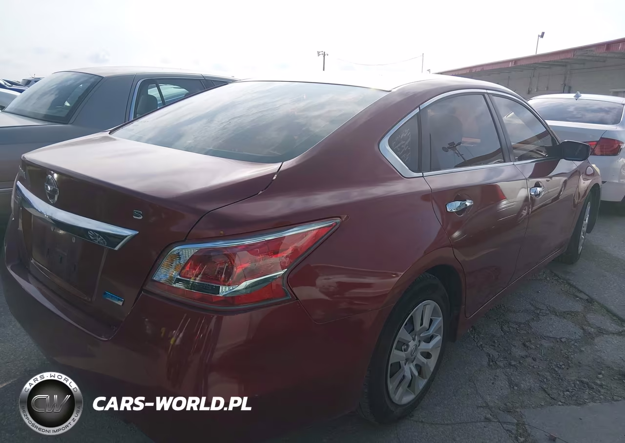 2013 Nissan Altima 2.5 S VIN:1N4AL3AP9DN443755 - 4