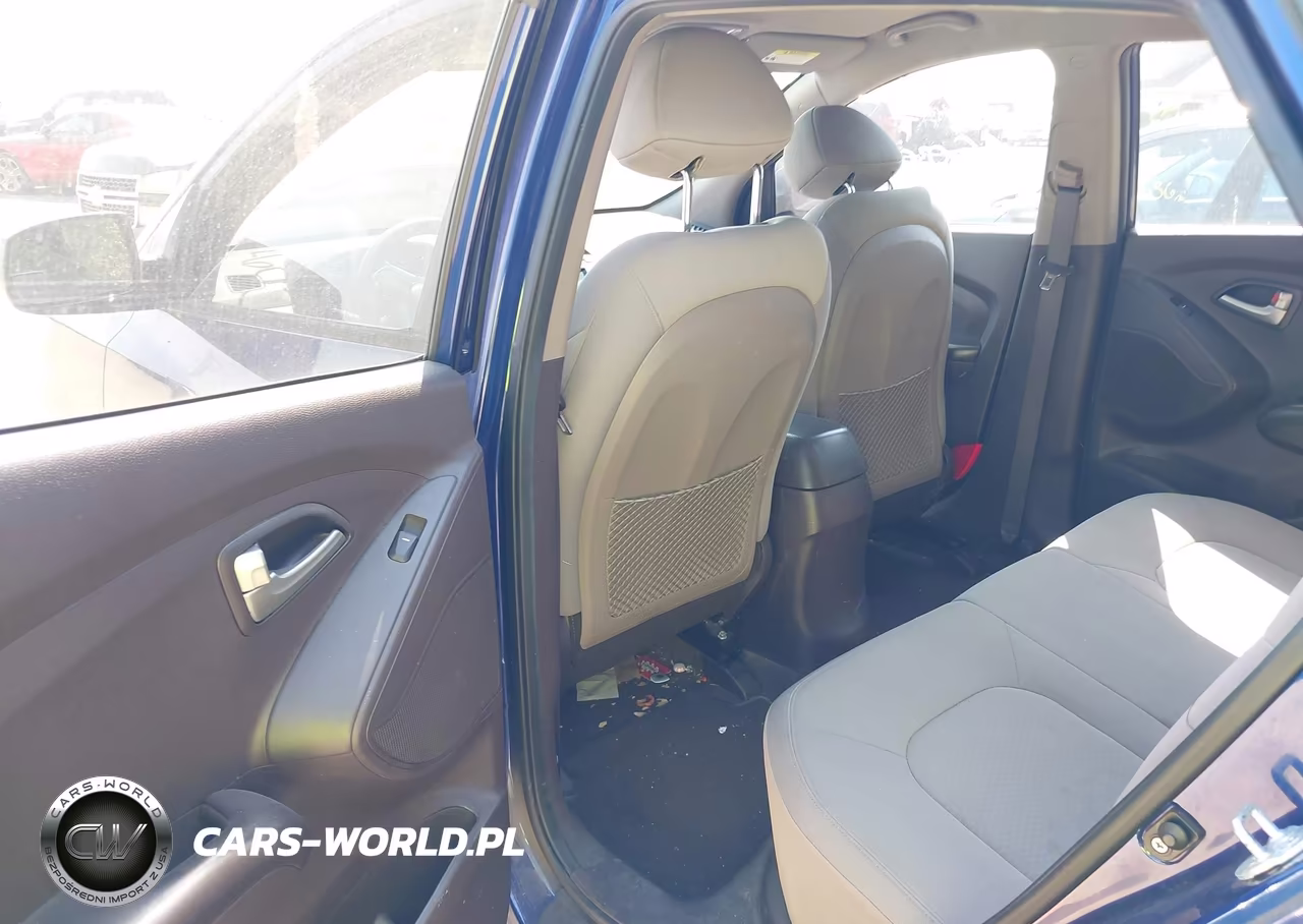 2010 Hyundai Tucson Gls VIN:KM8JT3AC4AU043901 - 8