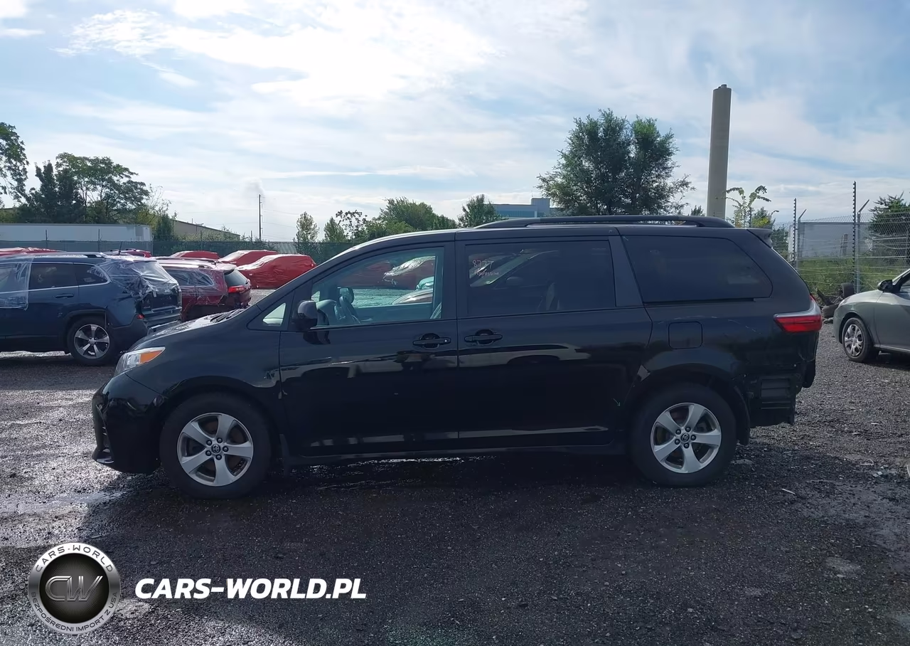 2020 Toyota Sienna Le VIN:5TDKZ3DC2LS084442 - 14