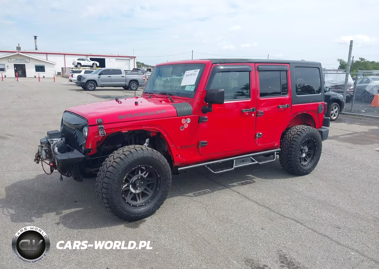 2015 Jeep Wrangler Unlimited Sport VIN:1C4BJWDGXFL555318 - 2