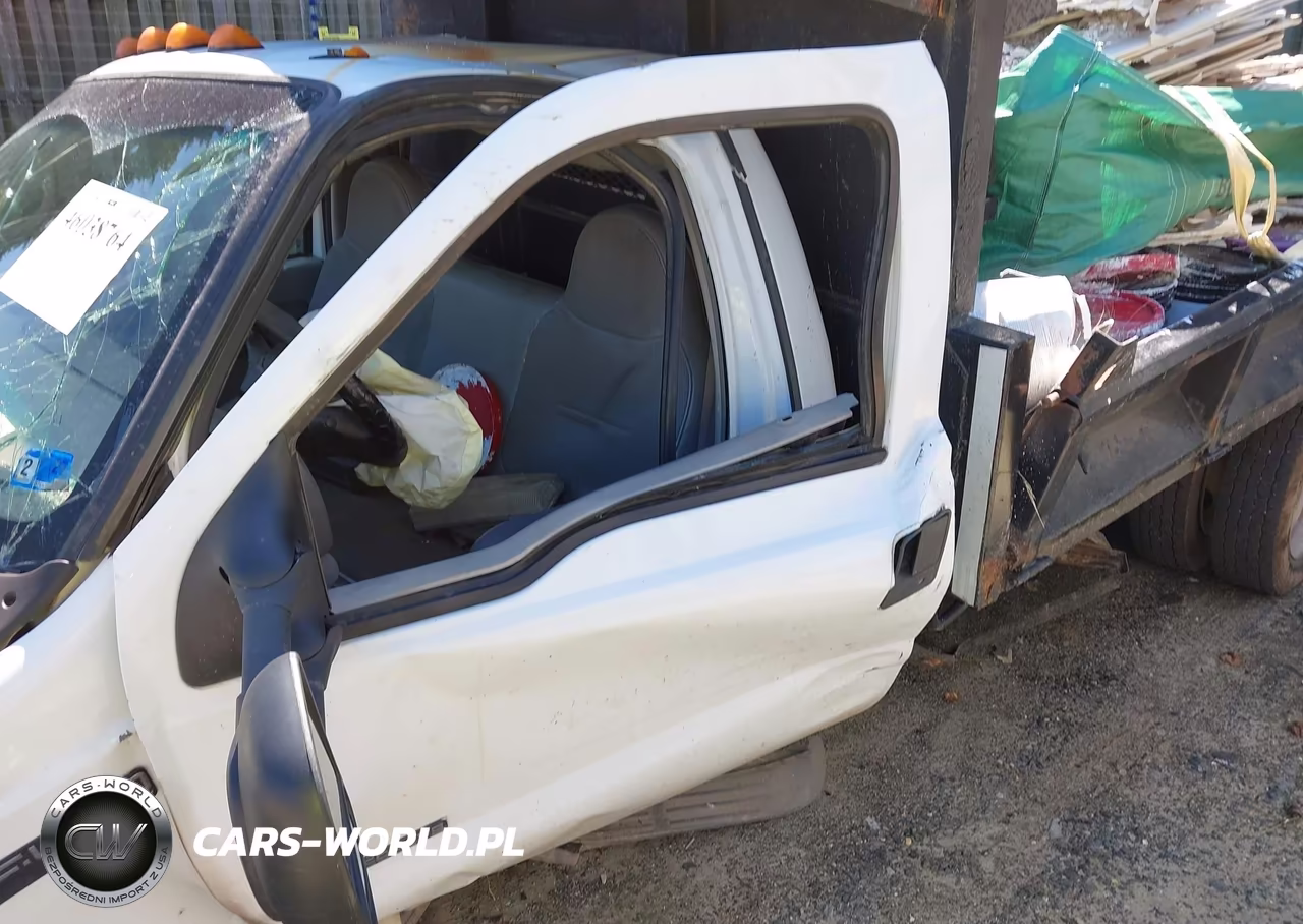 2000 Ford F450 Super Duty VIN:3FDXF46F9YMA18338 - 18
