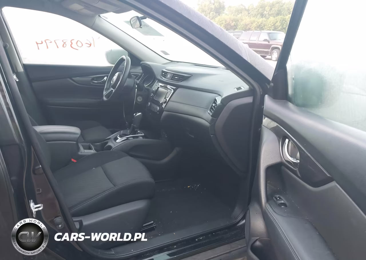 2018 Nissan Rogue S VIN:KNMAT2MV8JP505984 - 5