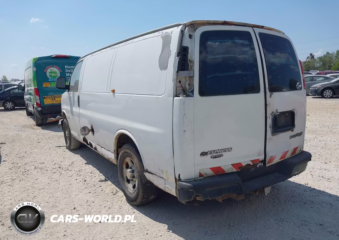 2003 Chevrolet Express VIN:1GCFG15X531219293 - 3