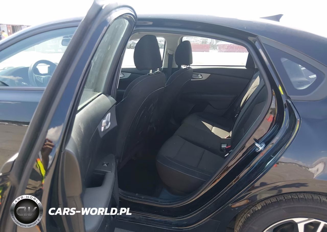 2024 Kia Forte Lxs VIN:3KPF24AD0RE790076 - 7