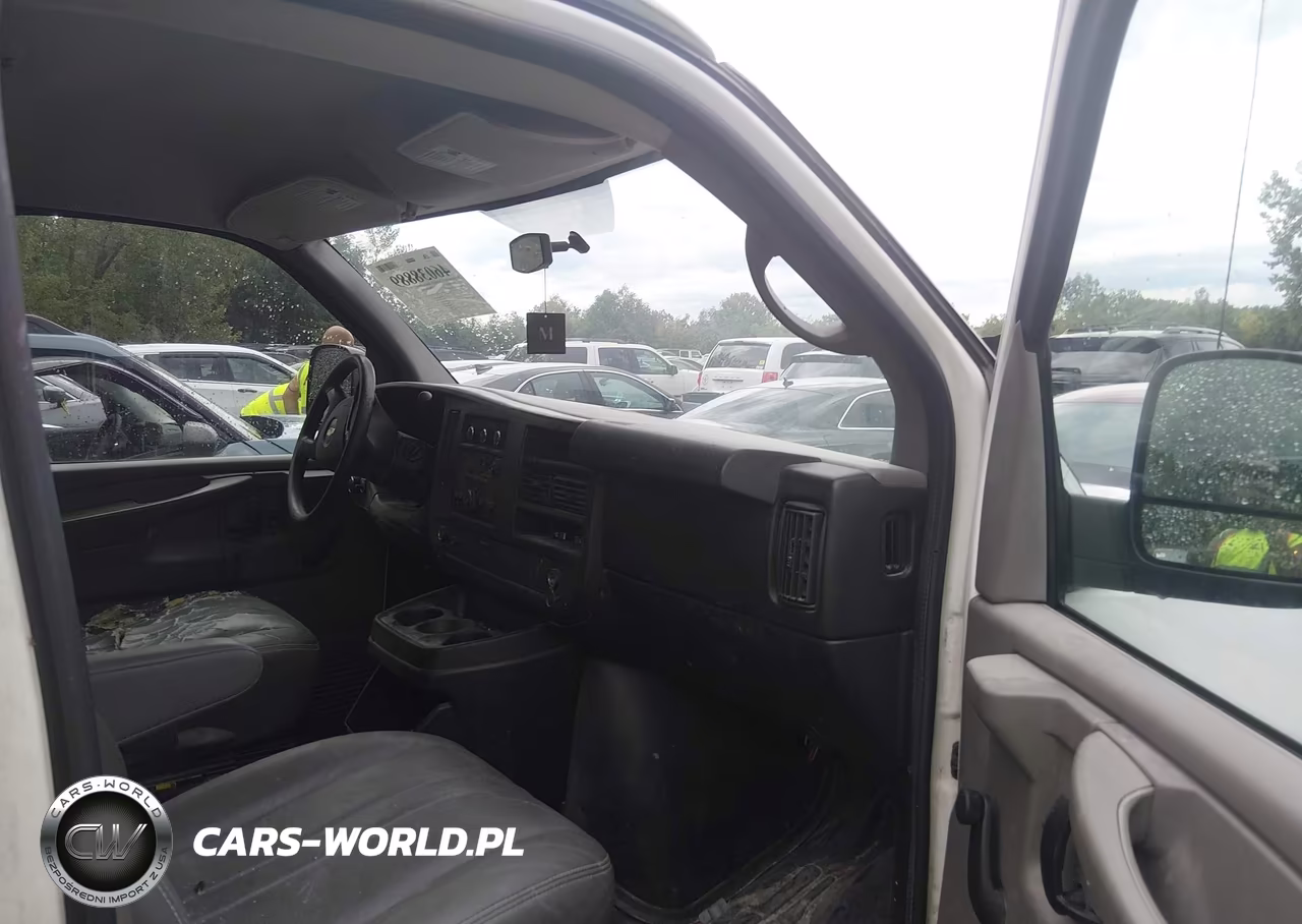 2012 Chevrolet Express 1500 Work Van VIN:1GCSGAFXXC1160657 - 5