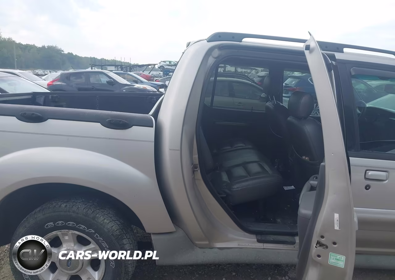 2002 Ford Explorer Sport Trac VIN:1FMZU77E82UC52852 - 8