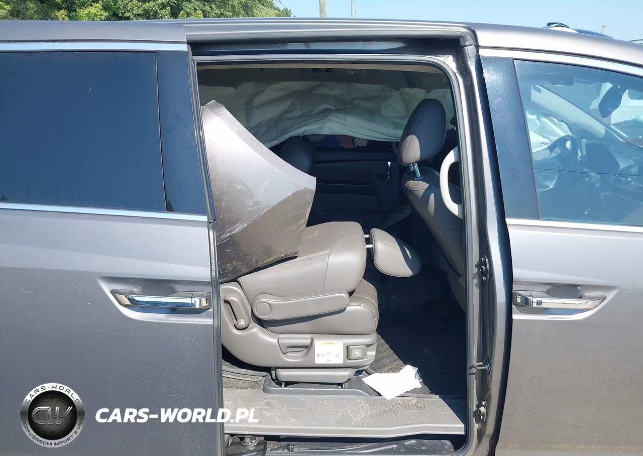 2014 Honda Odyssey Touring-Touring Elite VIN:5FNRL5H97EB086995 - 8