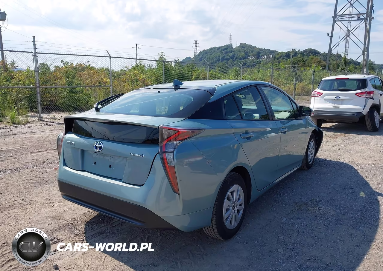2017 Toyota Prius Two VIN:JTDKBRFU0H3025704 - 4