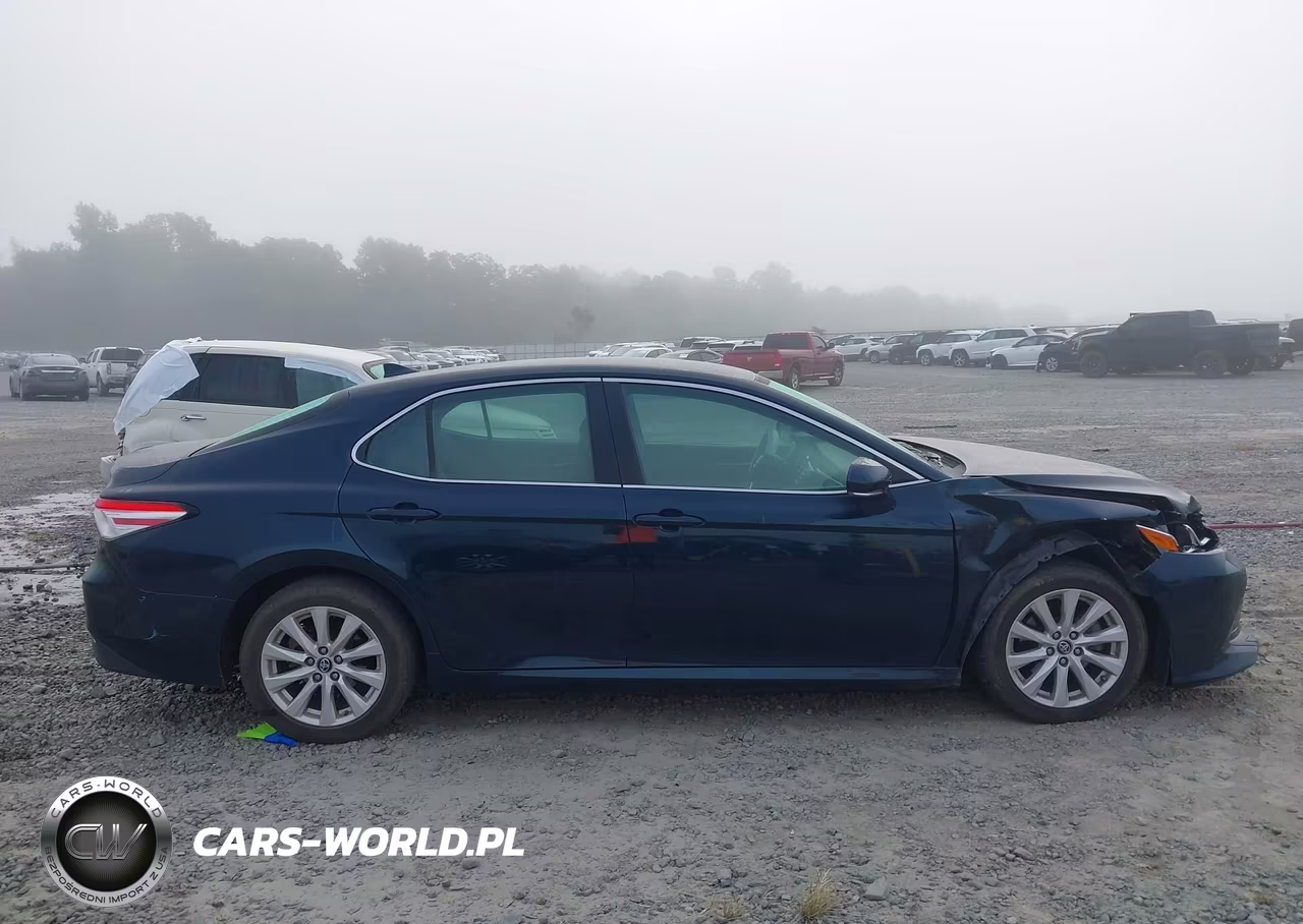 2019 Toyota Camry Le VIN:4T1B11HK6KU709427 - 13