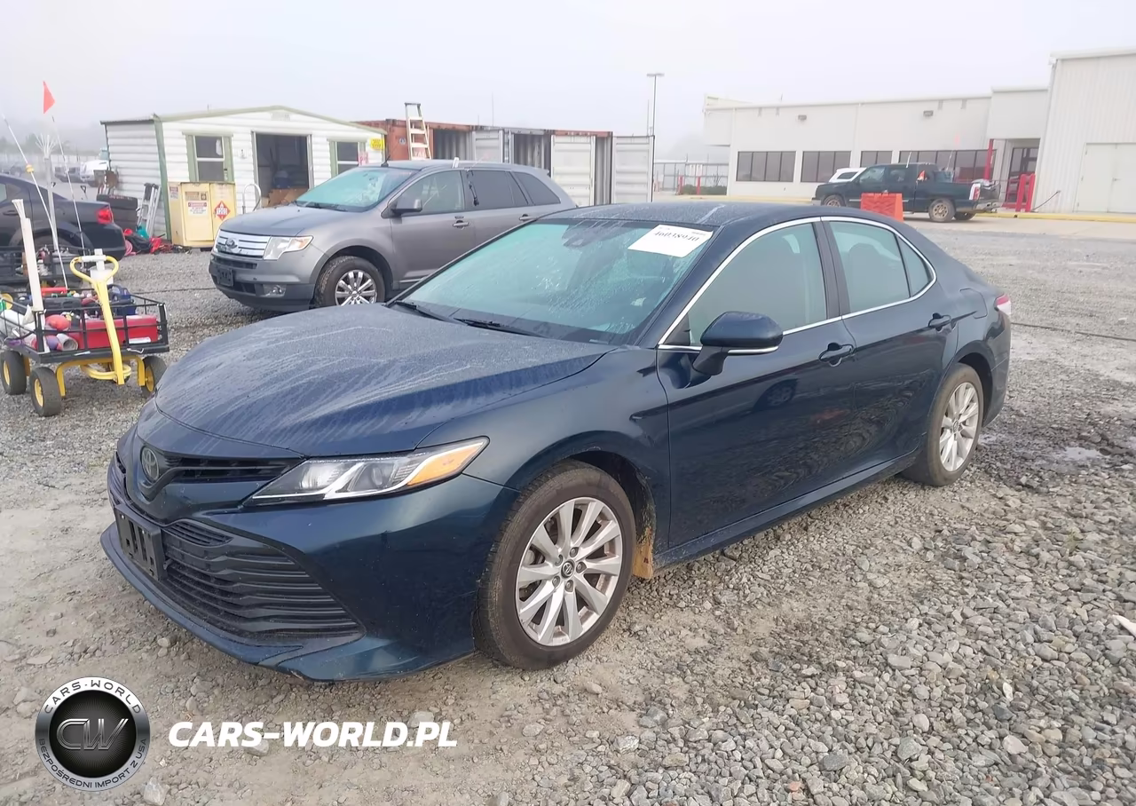 2019 Toyota Camry Le VIN:4T1B11HK6KU709427 - 2